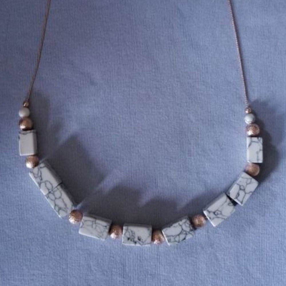 White howlite gemstone necklace with gold accent beads, handmade, artisan work